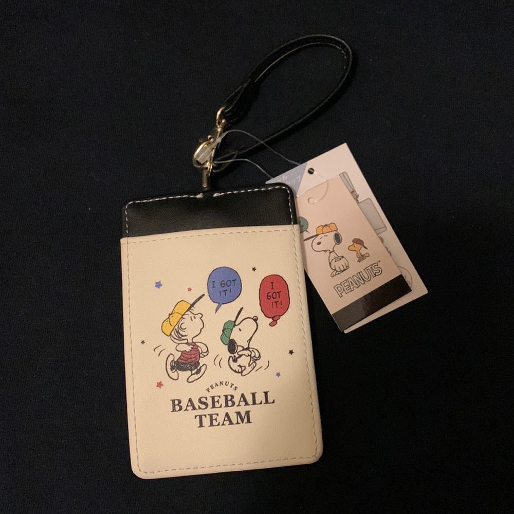 Snoopy Peanuts Baseball Team retractable ID holder pass case from Japan NWT